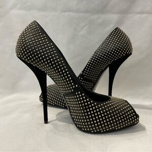 Giuseppe Zanotti Pumps